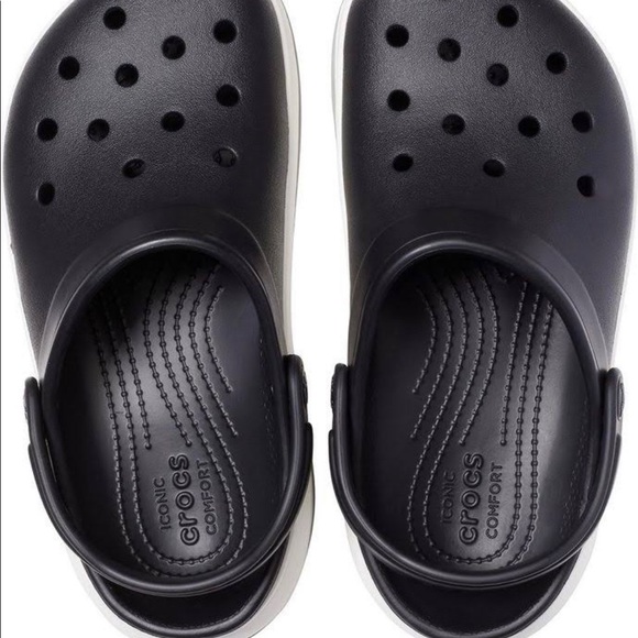 Crocs - Picture 4 of 4